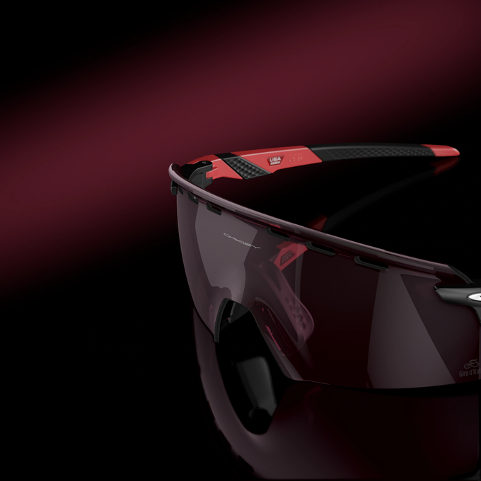Sonnenbrille OAKLEY Encoder Strike Vented Giro d'Italia Collection Prizm Road Black Lenses / Giro Pink Stripes Frame